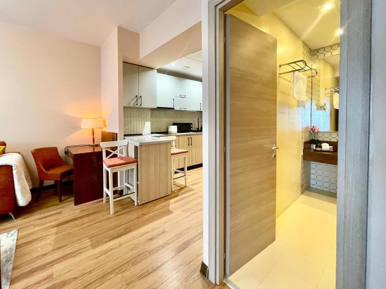 Presidential Luxury Apartments With Amazing View - Yamaluxe Bucarest Exterior foto